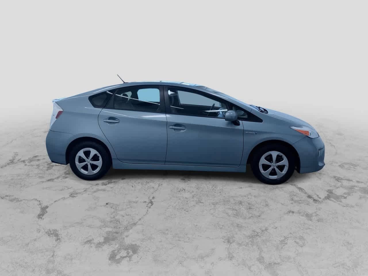 Thumbnail: 2013 Toyota Prius - 2