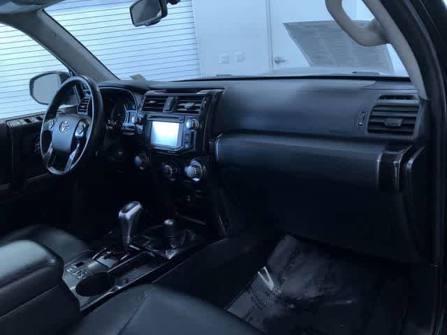 Thumbnail: 2017 Toyota 4Runner - 26