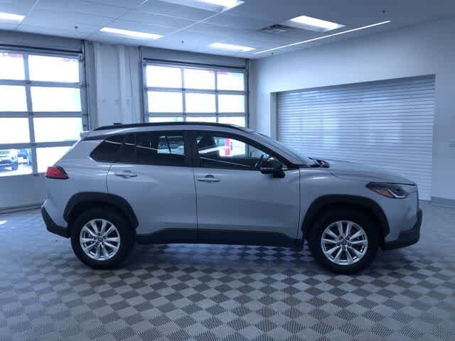 Thumbnail: 2025 Toyota Corolla Cross - 35