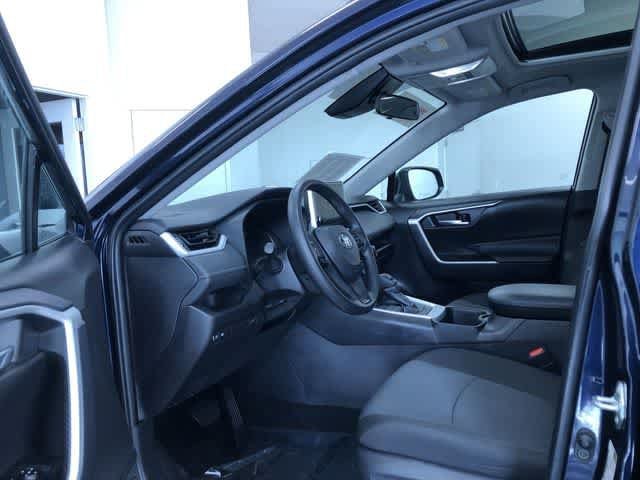 Thumbnail: 2025 Toyota RAV4 - 10