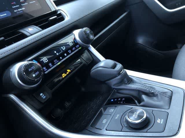 Thumbnail: 2025 Toyota RAV4 - 30