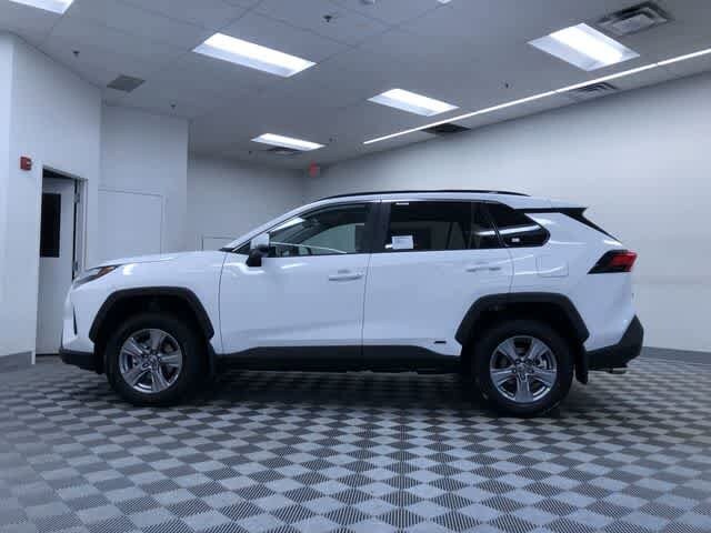 Thumbnail: 2025 Toyota RAV4 - 11