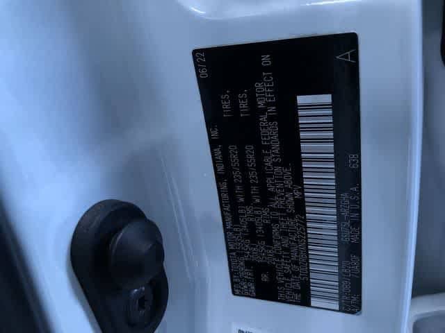 Thumbnail: 2022 Toyota Highlander - 33