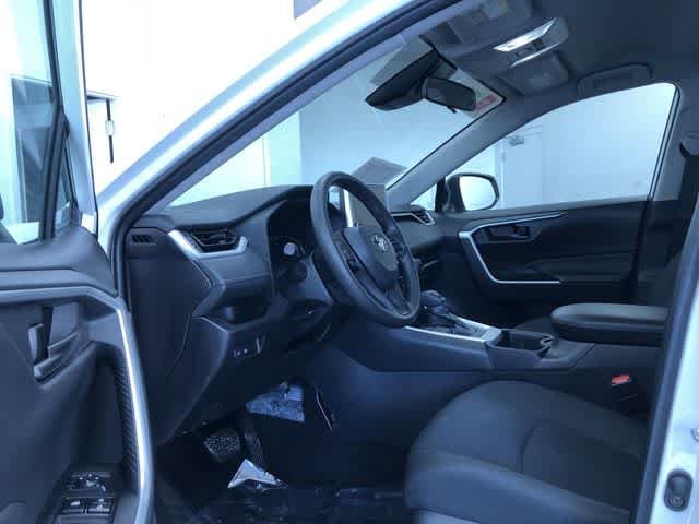 Thumbnail: 2025 Toyota RAV4 - 10