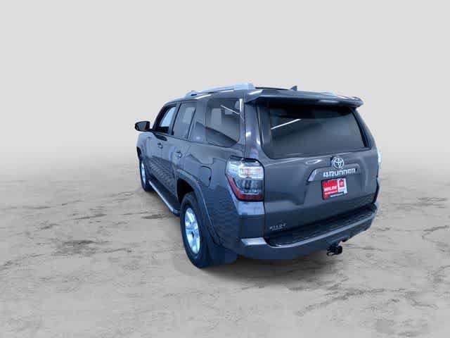 Thumbnail: 2017 Toyota 4Runner - 9