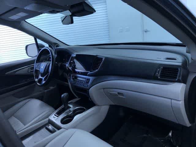 Thumbnail: 2019 Honda Pilot - 22