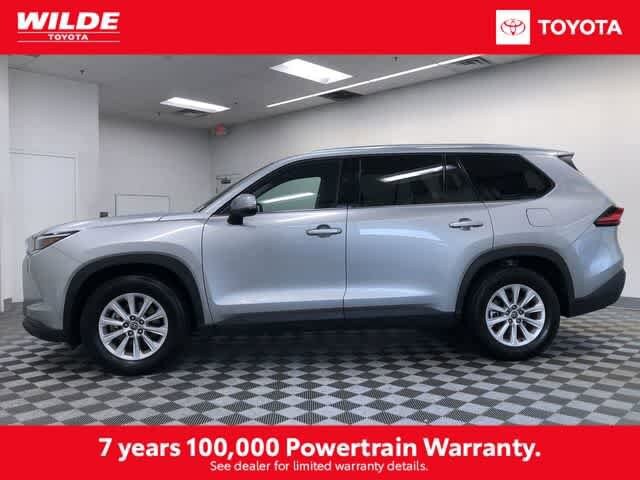 2024 Toyota Grand Highlander XLE photo 3