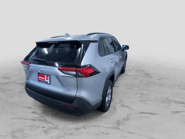 Thumbnail: 2025 Toyota RAV4 - 9
