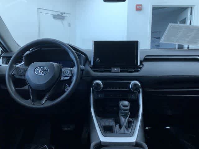 Thumbnail: 2024 Toyota RAV4 - 17