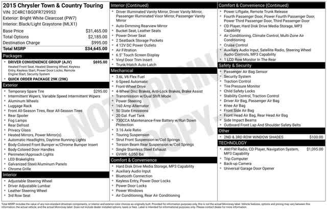 Thumbnail: 2015 Chrysler Town & Country - 4