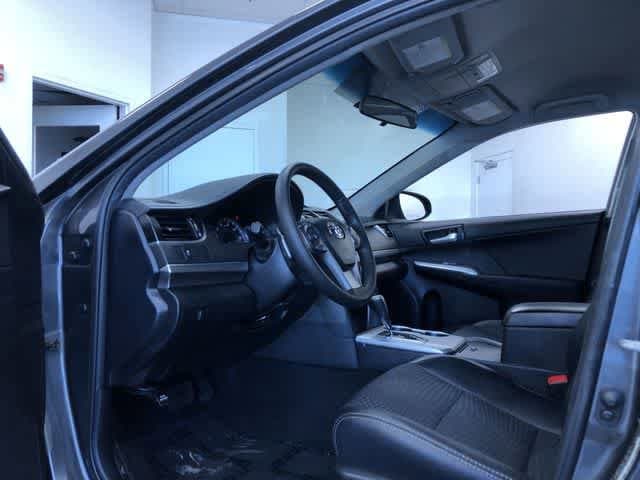 Thumbnail: 2012 Toyota Camry - 11