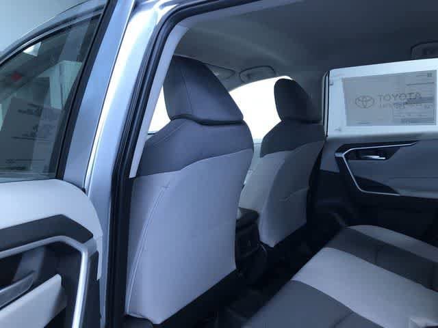 Thumbnail: 2025 Toyota RAV4 - 11