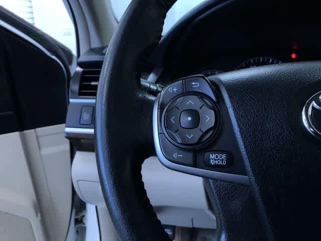 Thumbnail: 2013 Toyota Camry - 26