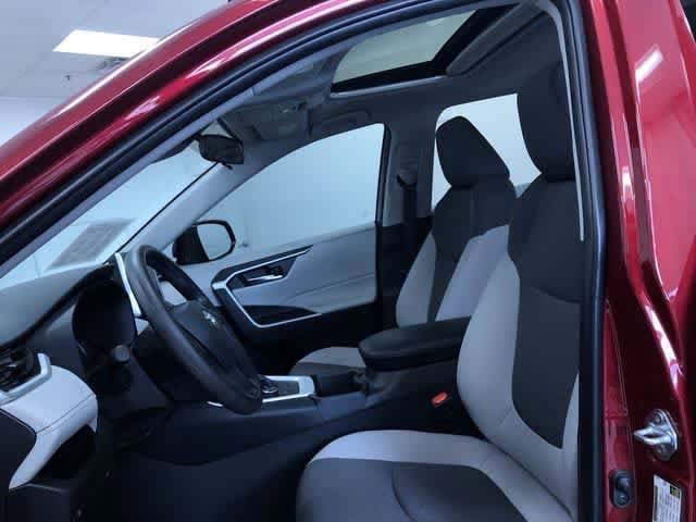 Thumbnail: 2025 Toyota RAV4 - 18