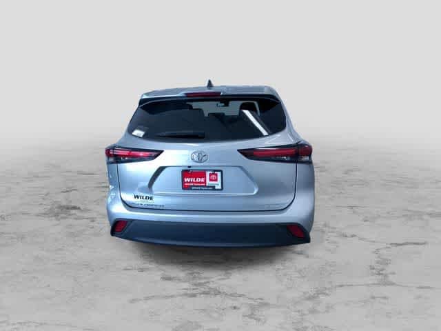 Thumbnail: 2024 Toyota Highlander - 9