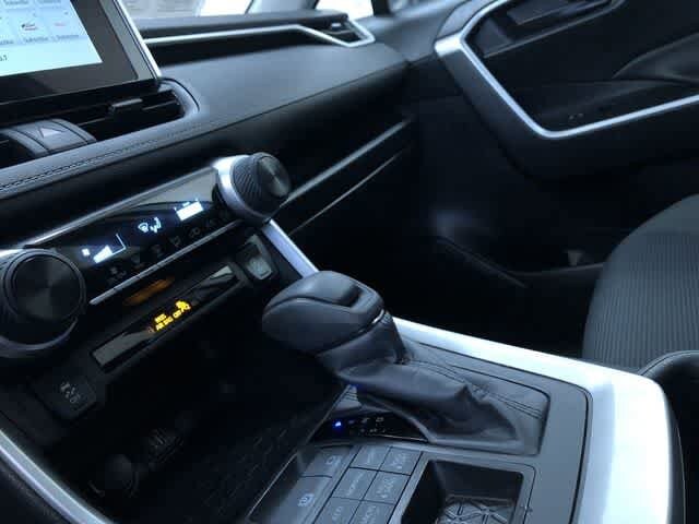 Thumbnail: 2025 Toyota RAV4 - 29