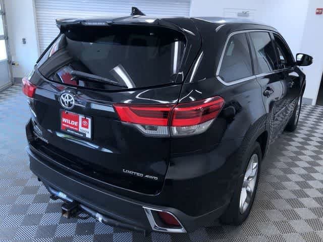 Thumbnail: 2017 Toyota Highlander - 39