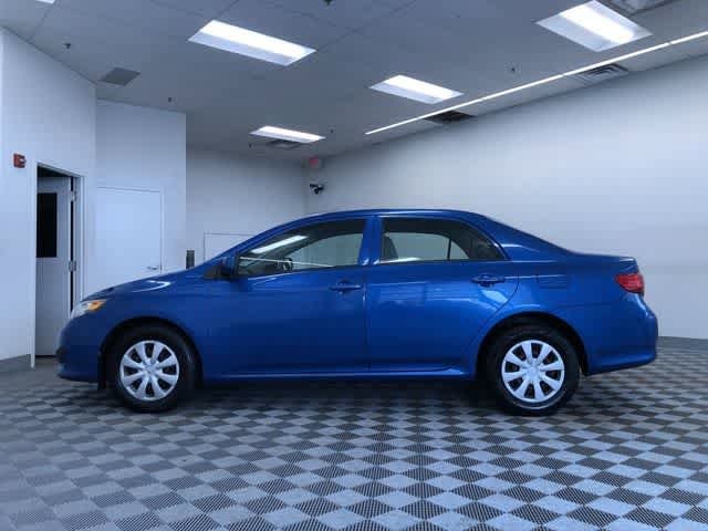 Thumbnail: 2010 Toyota Corolla - 12