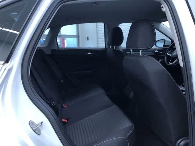 Thumbnail: 2022 Volkswagen Jetta - 20