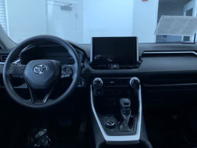 Thumbnail: 2025 Toyota RAV4 - 17