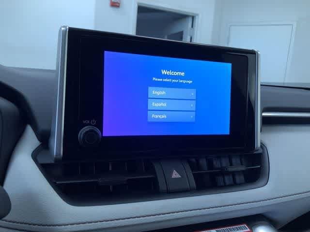 Thumbnail: 2025 Toyota RAV4 - 29