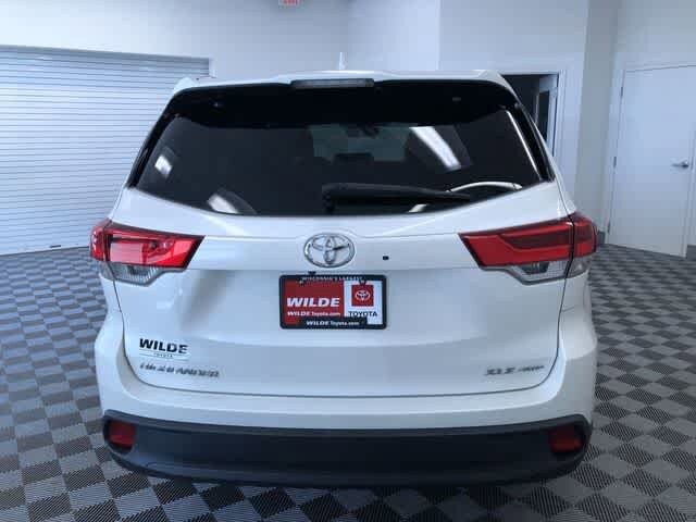 Thumbnail: 2018 Toyota Highlander - 15