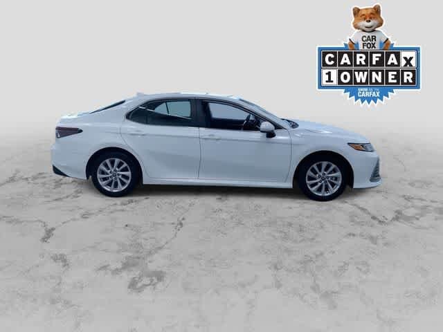 2024 Toyota Camry LE photo 2
