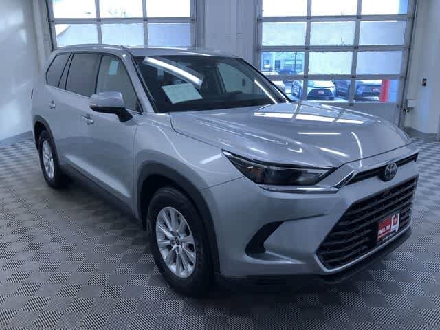 Thumbnail: 2025 Toyota Grand Highlander - 38