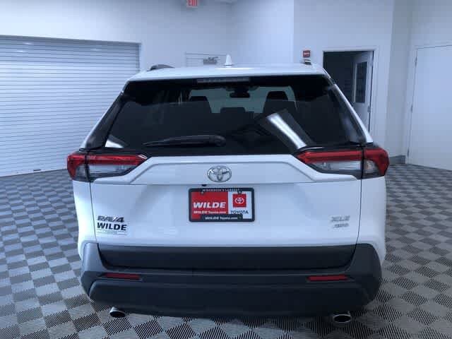 Thumbnail: 2025 Toyota RAV4 - 13