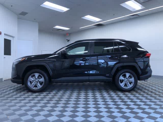 Thumbnail: 2025 Toyota RAV4 - 11