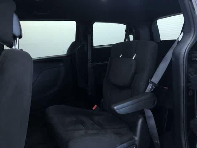 Thumbnail: 2015 Dodge Grand Caravan - 20