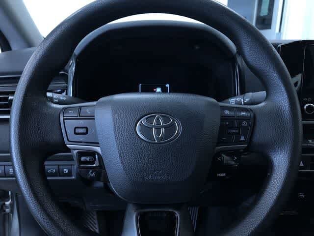 Thumbnail: 2025 Toyota Camry - 25