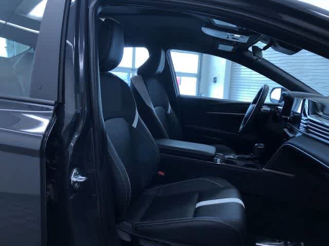 Thumbnail: 2025 Toyota Camry - 23