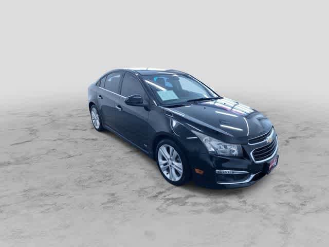 Thumbnail: 2015 Chevrolet Cruze - 3