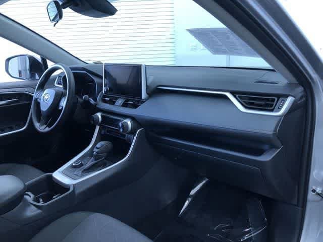 Thumbnail: 2025 Toyota RAV4 - 24