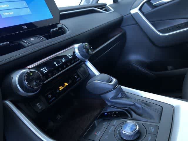 Thumbnail: 2025 Toyota RAV4 - 21