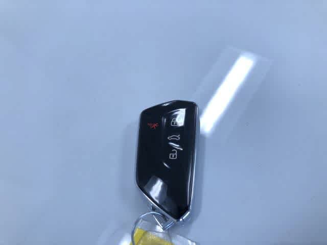 Thumbnail: 2023 Volkswagen Golf - 31