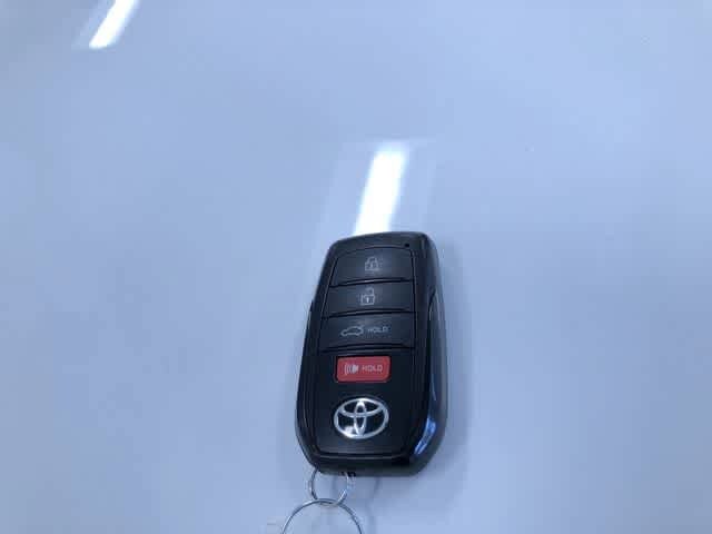 Thumbnail: 2025 Toyota Camry - 32