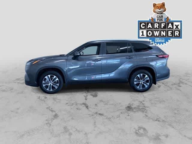 Thumbnail: 2024 Toyota Highlander - 7