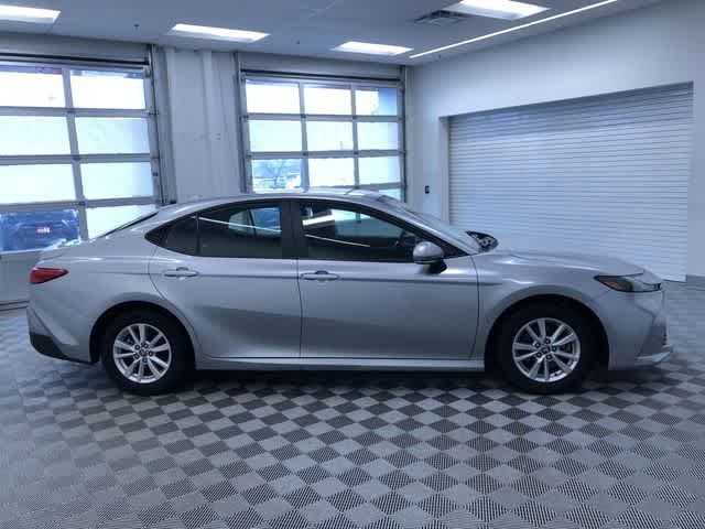 Thumbnail: 2025 Toyota Camry - 33