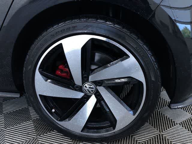 Thumbnail: 2021 Volkswagen Golf - 16