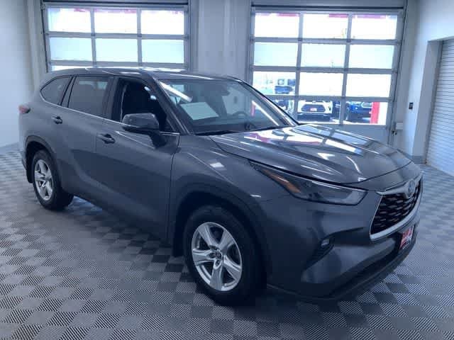 Thumbnail: 2024 Toyota Highlander - 39