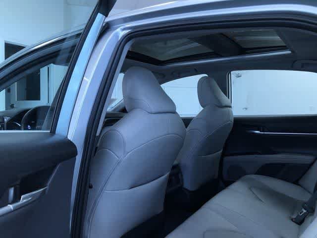 Thumbnail: 2023 Toyota Camry - 19