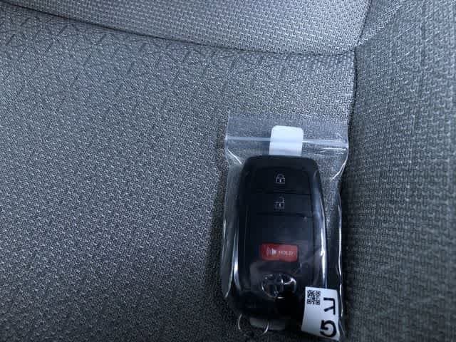 Thumbnail: 2025 Toyota 4Runner - 24