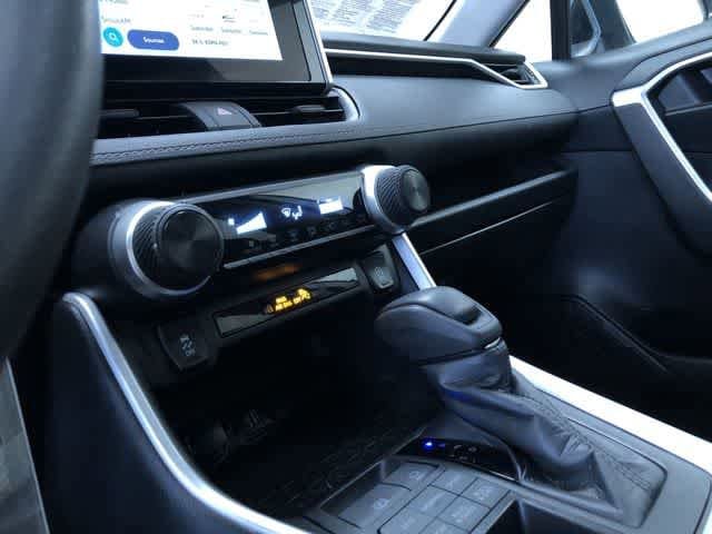 Thumbnail: 2024 Toyota RAV4 - 29