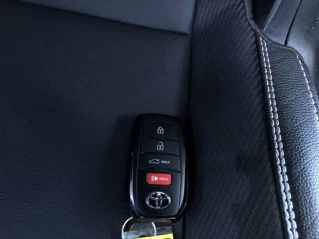 Thumbnail: 2025 Toyota Camry - 33