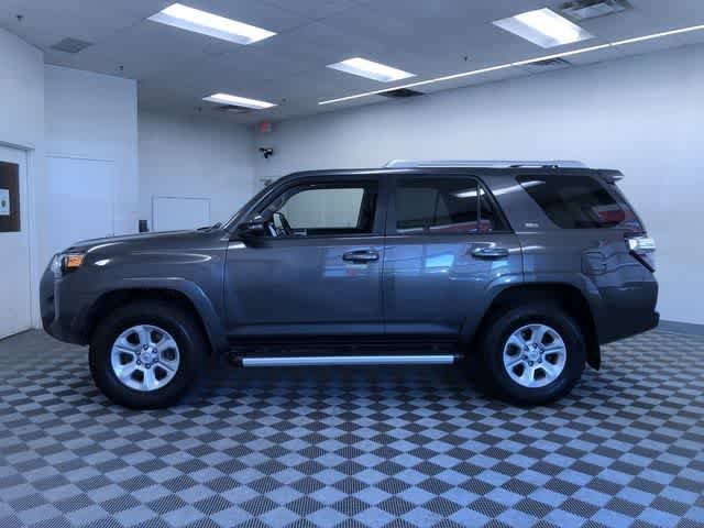 Thumbnail: 2017 Toyota 4Runner - 14