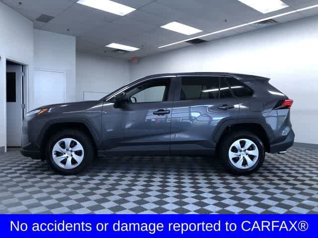 2024 Toyota RAV4 LE photo 3