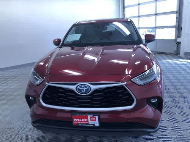 Thumbnail: 2021 Toyota Highlander - 15