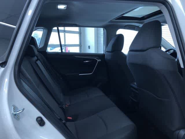 Thumbnail: 2025 Toyota RAV4 - 21